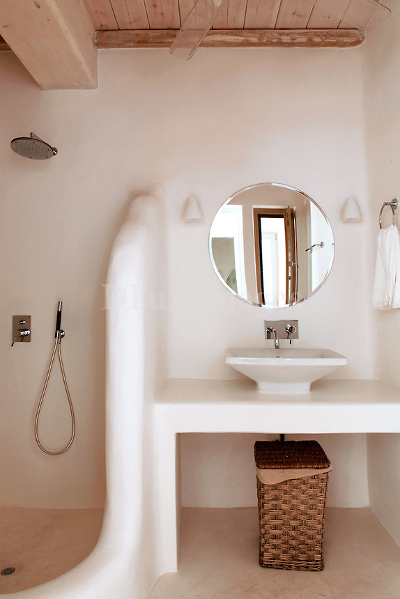 contemporary built-in shower
