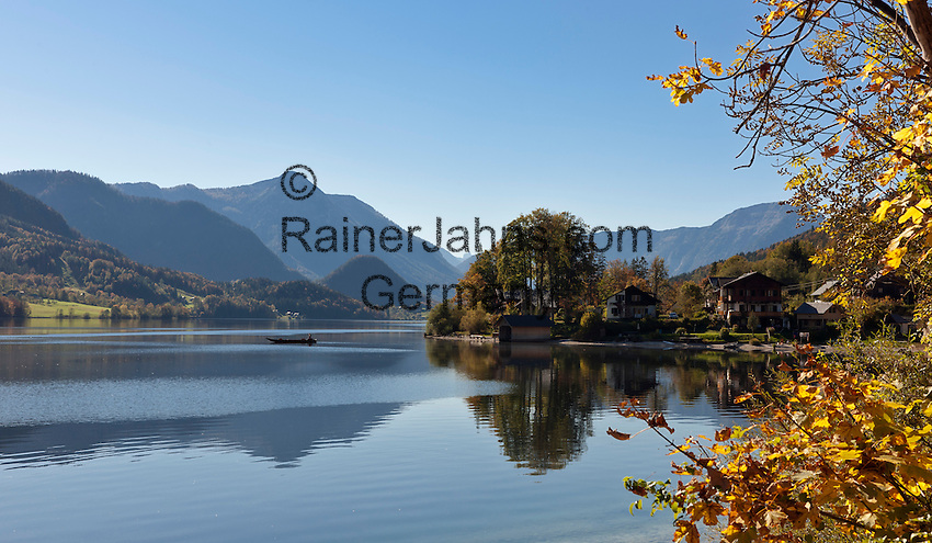 Austria, Styrian Salzkammergut, Goessl at Grundl Lake: autumn scenery | Oesterreich, Steyrisches Salzkammergut, Goessl am Grundlsee: Herbststimmung