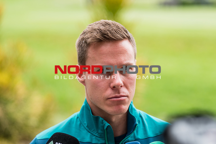 04.01.2019, The Fairway Hotel, Johannesburg, RSA, TL Werder Bremen Johannesburg Tag 02<br />
<br />
im Bild / picture shows <br />
Niklas Moisander (Werder Bremen #18) bei Mixed Zone / Pressetermin während Wintertrainingslager in Südafrika, <br />
<br />
Foto © nordphoto / Ewert