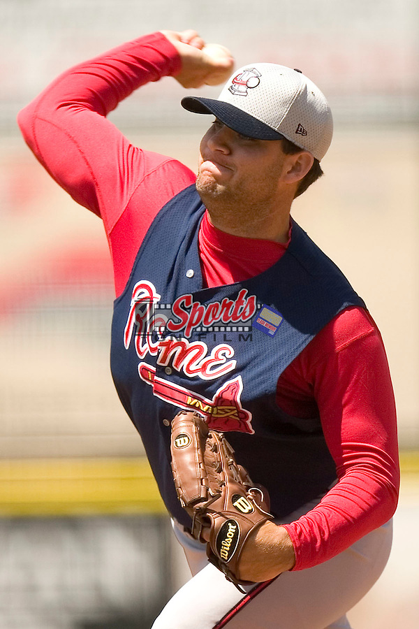 Rome Braves closer Michael Nix (#47) fires a pitch to the plate versus the Kannapolis Intimidators at Fieldcrest Cannon Stadium in Kannapolis, NC, Tuesday, April 18, 2006. Nix pitched 2/3 of an inning for his 3rd save in the Braves 6-4 victory.
