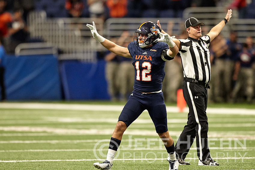 SAN ANTONIO, TX - NOVEMBER 18, 2017: The University of Texas at San Antonio Roadrunners defeat the Marshall University Thundering Herd 9-7 at the Alamodome. (Photo by Jeff Huehn)