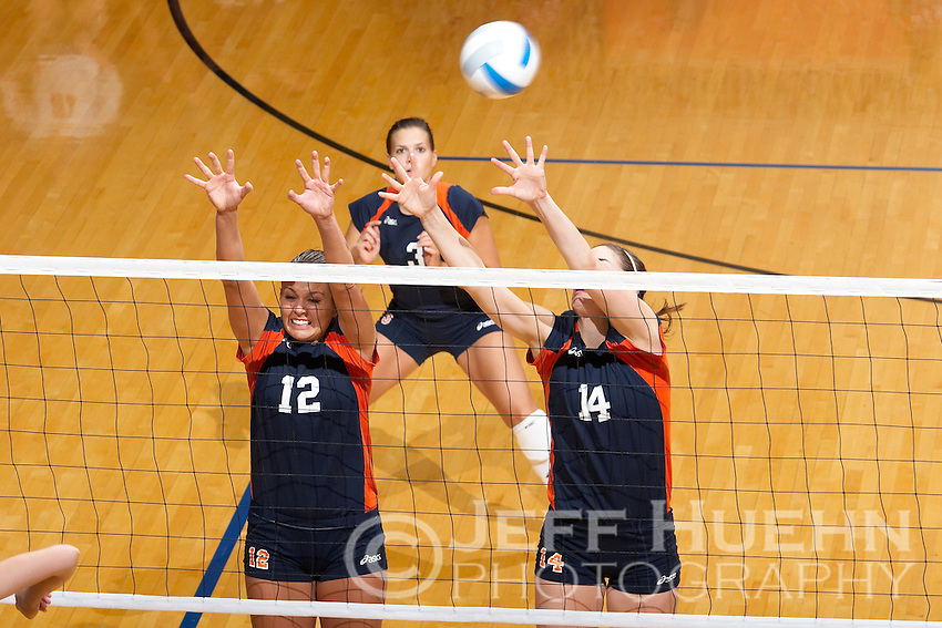 SAN ANTONIO, TX - SEPTEMBER 21, 2006: The Stephen F Austin State University Ladyjacks vs. The University of Texas at San Antonio Roadrunners Volleyball at the UTSA Convocation Center. (Photo by Jeff Huehn)