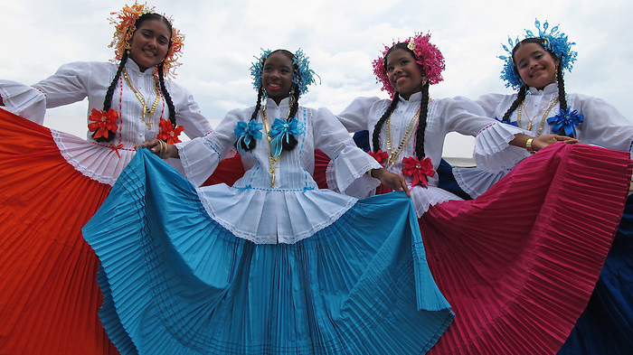 Polleras / Ciudad de Panamá.