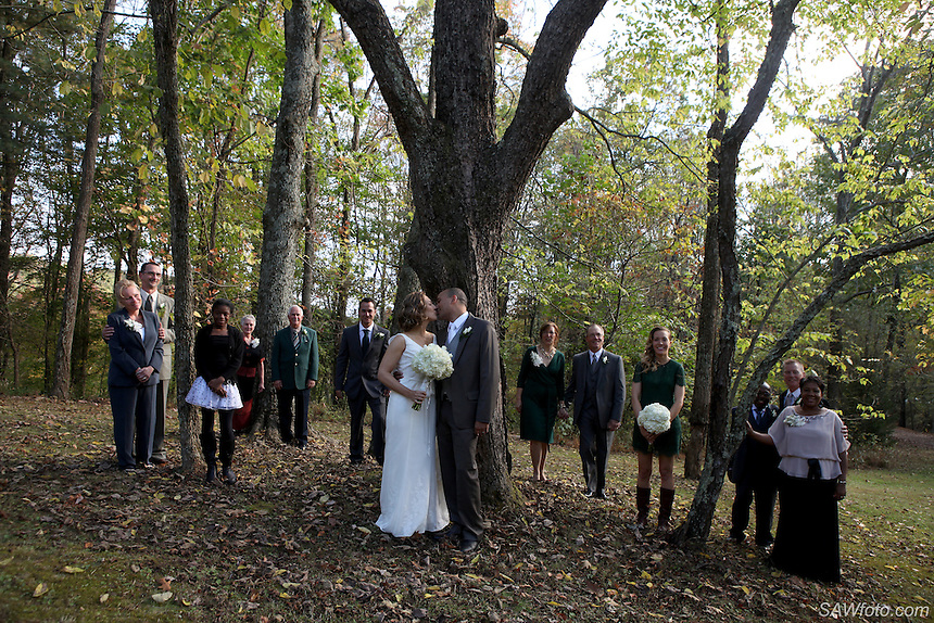 Love in the Hocking Hills<br />
#LayneandBriansWedding