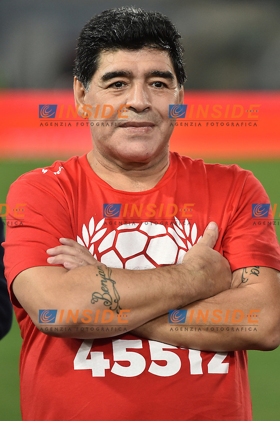 Diego Armando Maradona <br />
Roma 12-10-2016 Stadio Olimpico <br />
Incontro di calcio benefico Uniti per la Pace <br />
Charity football match United for Peace . Foto Andrea Staccioli / Insidefoto