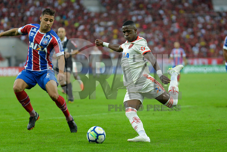 RIO DE JANEIRO, RJ, 31.05.2018 - FLAMENGO-BAHIA - Vinicius Jr, jogador do Flamengo durante partida contra o Bahia em jogo válido pela oitava rodada do Campeonato Brasileiro 2018 no estádio do Maracanã no Rio de Janeiro, nesta quinta-feira, 31. (Foto: Clever Felix/Brazil Photo Press)