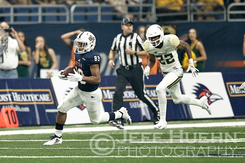 SAN ANTONIO, TX - SEPTEMBER 8, 2018: The University of Texas at San Antonio Roadrunners fall to the Baylor University Bears 37-20 at the Alamodome. (Photo by Jeff Huehn)
