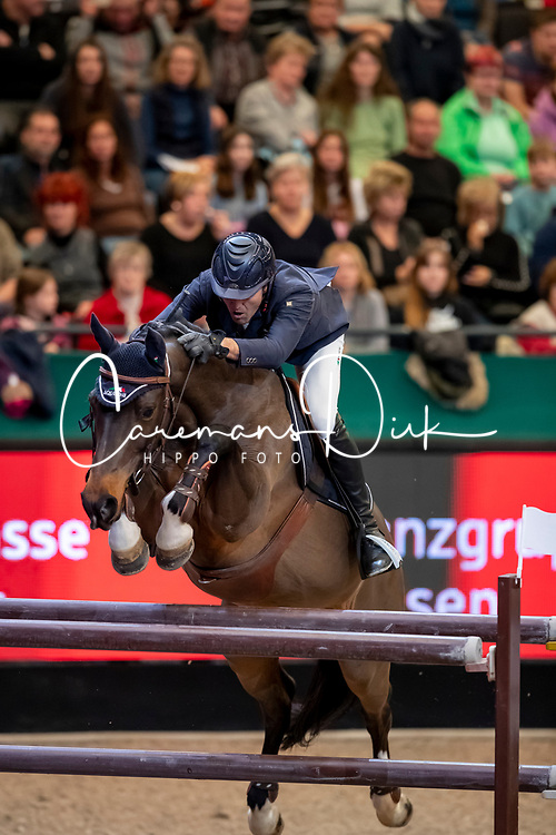 Moneta Luca Maria, ITA, Connery<br />
Leipzig - Partner Pferd 2019<br />
© Hippo Foto - Stefan Lafrentz