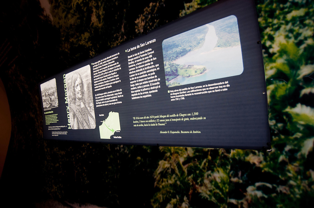 Panama la Vieja o Panama Viejo es el nombre que recibe el sitio arqueologico donde estuvo ubicada la ciudad de Panama desde su fundación en 1519, hasta 1671. La ciudad fue trasladada a una nueva ubicacion, unos 2 km al suroeste, al quedar destruida tras un ataque del pirata ingles Henry Morgan, a comienzos de la decada de 1670. De la ciudad original, considerada como el primer asentamiento europeo en la costa pacifica de América, quedan hoy varias ruinas que conforman este sitio arqueologico. <br />
Photography by Aaron Sosa<br />
Ciudad de Panamá - Panamá 2011<br />
(Copyright © Aaron Sosa)
