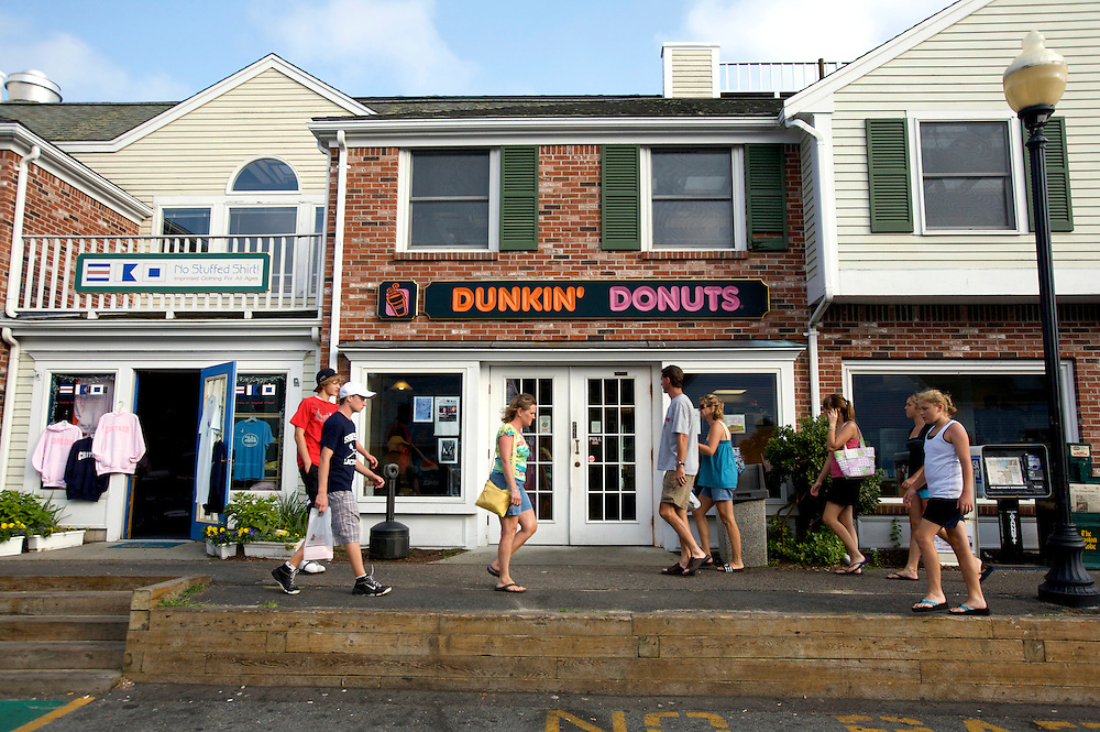 UNITED STATES-CAPE COD-CHATHAM- Dunkin' Donuts. PHOTO:GERRIT DE HEUS.VS-CAPE COD-CHATHAM-Dunkin' Donuts. PHOTO GERRIT DE HEUS