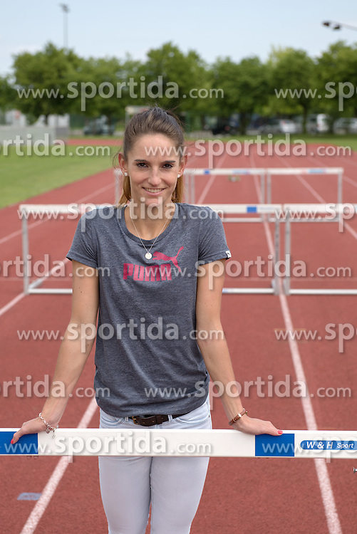 18.05.2016, Landessportzentrum Rif, Salzburg, AUT, Stephanie Bendrat im Portrait, im Bild die Österreichische Leichtathletin in Hürdenlauf Stephanie Bendrat während eines Fotoshootings // Austrian hurdling athlete Stephanie Bendrat during a photo shoot Landessportzentrum Rif in Salzburg, Austria on 2016/05/18. EXPA Pictures © 2016, PhotoCredit: EXPA/ Ernst Wukits