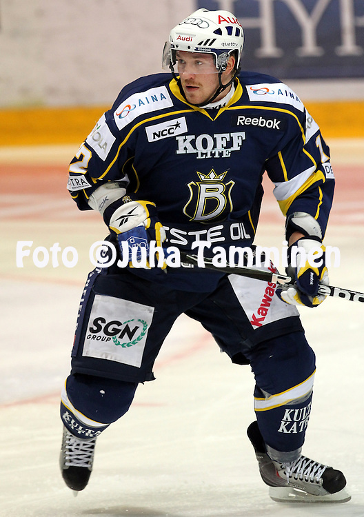 25.09.2010, Barona Areena, Espoo..J??kiekon SM-liiga 2010-11..Blues - K?rp?t..Jari Sailio - Blues.©Juha Tamminen.