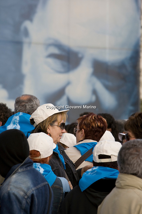 San Giovanni Rotondo (FG) Italy 24.04.2008 Italy - The body of Padre Pio, a hugely popular 20th century Italian saint, went on public display in a southern Italian town where thousands gathered to pray. .