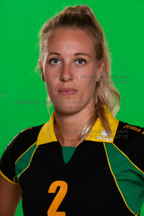 10-09-2018 NED: Team PDK Huizen season 2018-2019, Huizen<br />
The players of Top Division club vv Huizen women season 2018-2019 / Yara van Keeken #2 of PDK Huizen