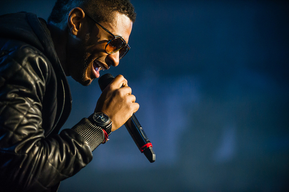 Usher performing at the 2012 WGCI BigJam at Allstate Arena in Rosemont, Illinois.