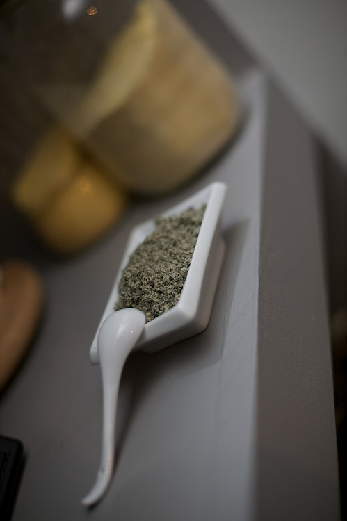 Jeff Leggo and Maria Giuliani host another 7 course meal featuring a plethora of Quebecois dishes turned into themselves for the Kitchen Project in Montreal. Many of the dishes feature herbs, lichn and ingredients eclusive to the province. The touches are all LeggogGiuliani.