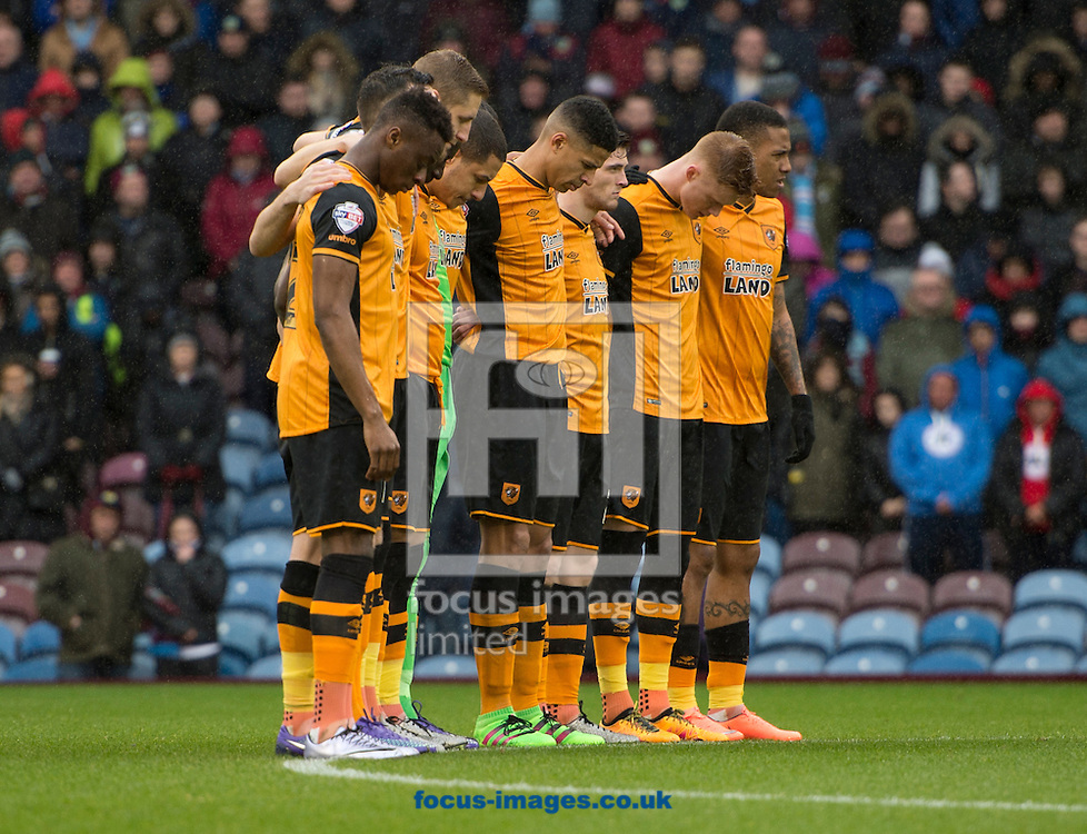 Hull City players take part in a minute’s silence in memory of former Burnley Chairman Frank Teasdale and former player Ray Pointer who both recently passed away, before the Sky Bet Championship match at Turf Moor, Burnley<br />
Picture by Russell Hart/Focus Images Ltd 07791 688 420<br />
06/02/2016