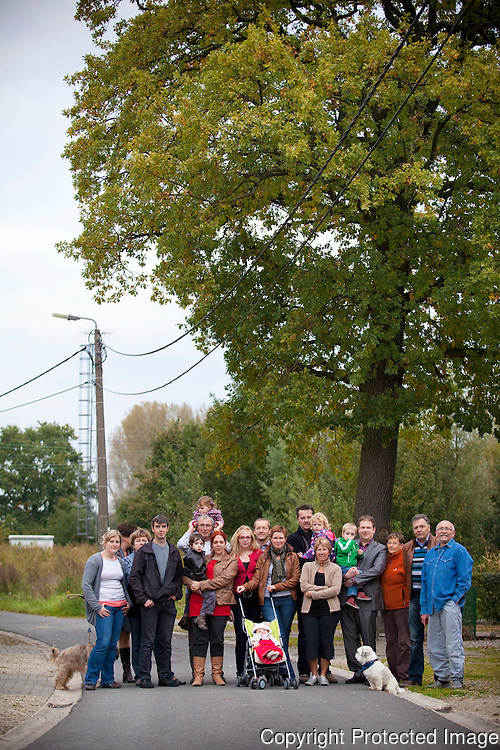 367086-Buurtbewoners protesteren tegen brownfieldconvenant-Laekestraat Boortmeerbeek