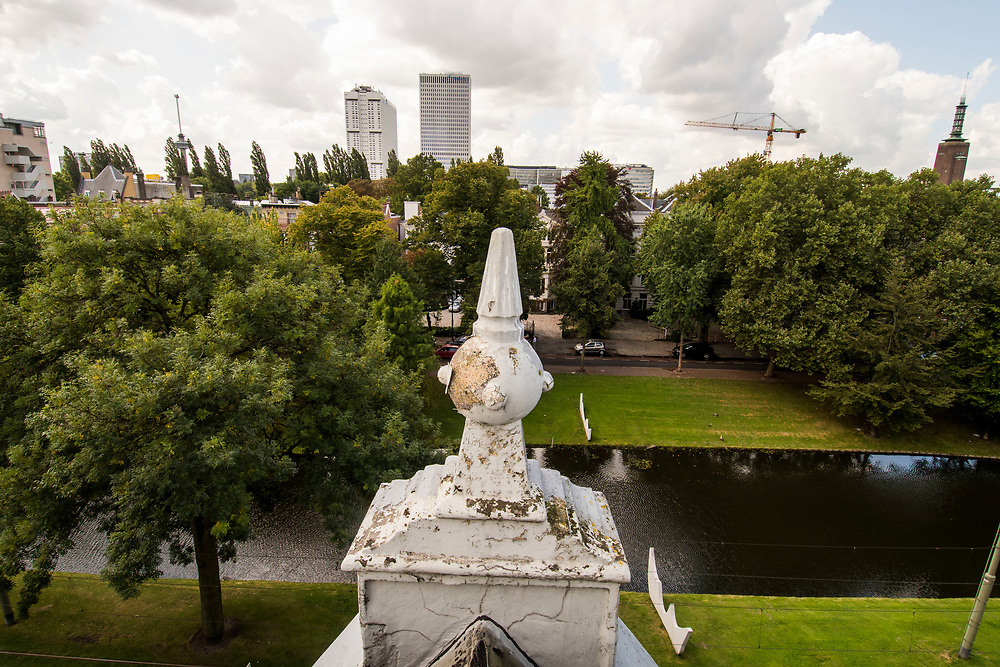 Nederland, Rotterdam, 20170831<br />
Pand Michel Peek, Eendrachtsweg 51, Rotterdam<br />
<br />
Foto: (c) Michiel Wijnbergh