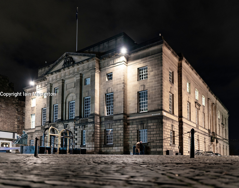 Night view of High Court in Edinburgh on the Royal Mile, Edinburgh, Scotland, UK