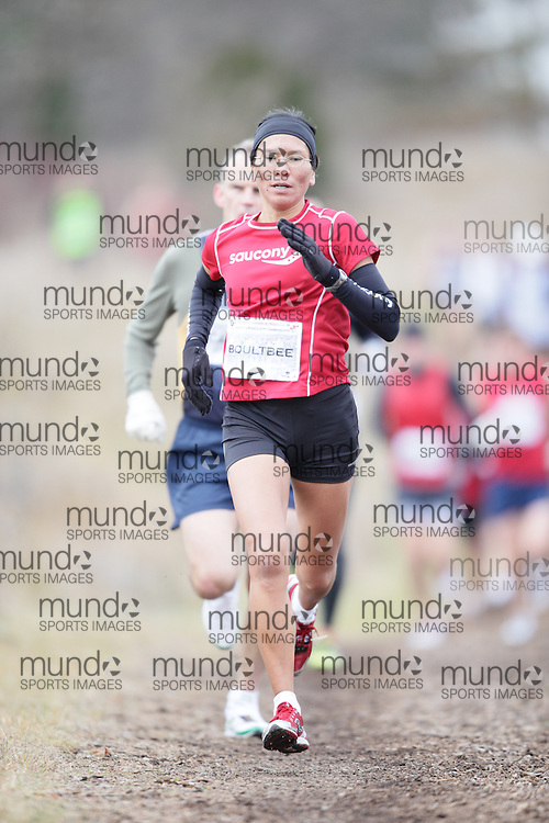 Melanie Boultbee runs the masters race at the 2009 AGSI Cross Country Championships in Guelph, Ontario, November 28, 2009..GEOFF ROBINS/ Mundo Sport Images