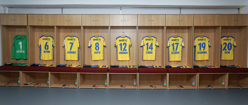 Kerala Blasters FC dressing room before the start of the match 38 of the Hero Indian Super League between Kerala Blasters FC and FC Pune City held at the Jawaharlal Nehru Stadium,Kochi India on the 4th January 2018<br />
<br />
Photo by: Sandeep Shetty / ISL / SPORTZPICS