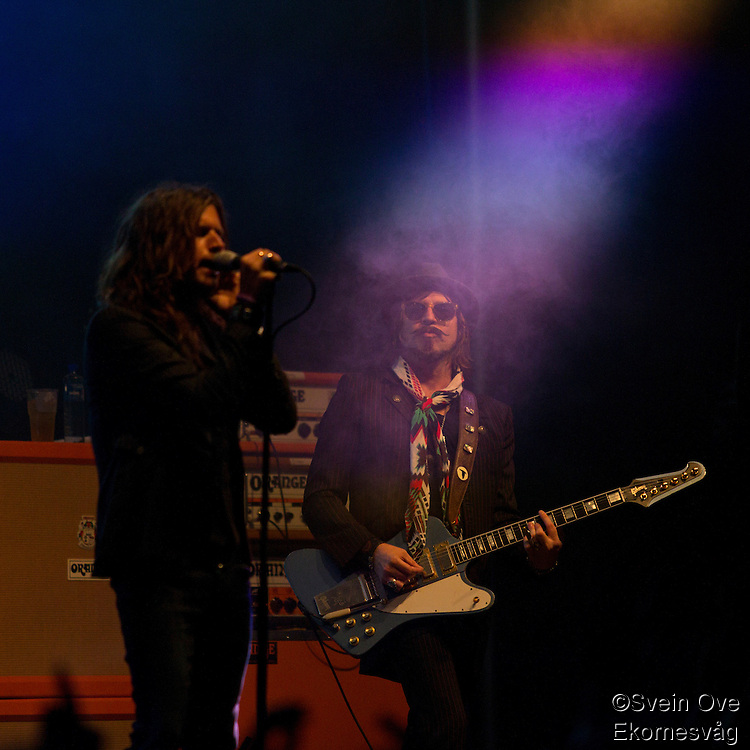 Rival Sons spiller på Jugendfest 2013 på Color Line Stadion i Ålesund.