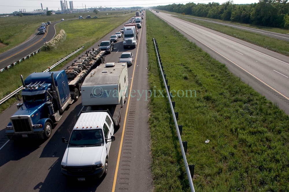 22 Sept 2005. New Orleans, Louisiana. Hurricane Rita evacuation. <br />
Traffic backs up on the east bound Interstate 10 outside Beaumont near the Texas/louisiana border as residents ironically flee toward New Orleans away from the projected path of Hurricane Rita.<br />
Photo; ©Charlie Varley/varleypix.com