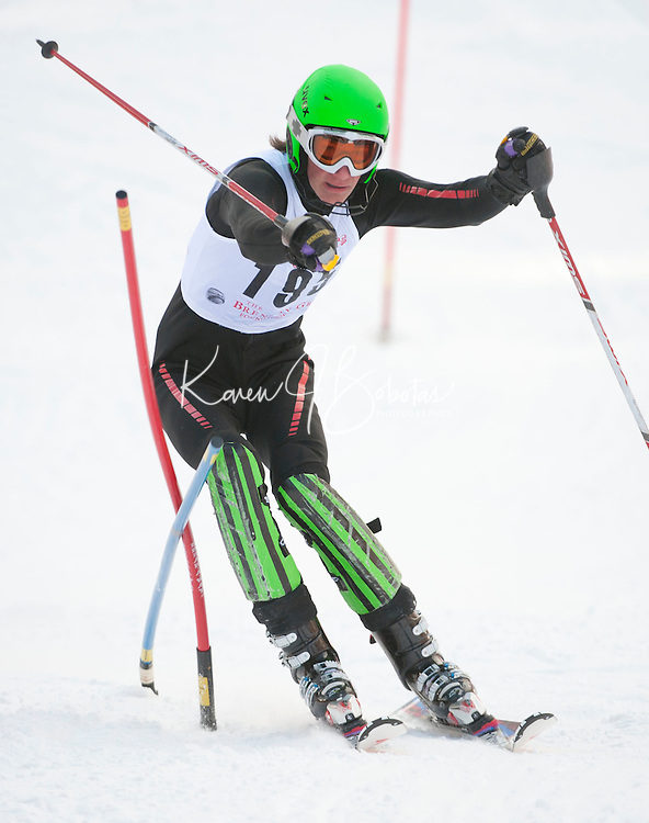 Tecnica Cup mens slalom at Ragged 16Jan11.
