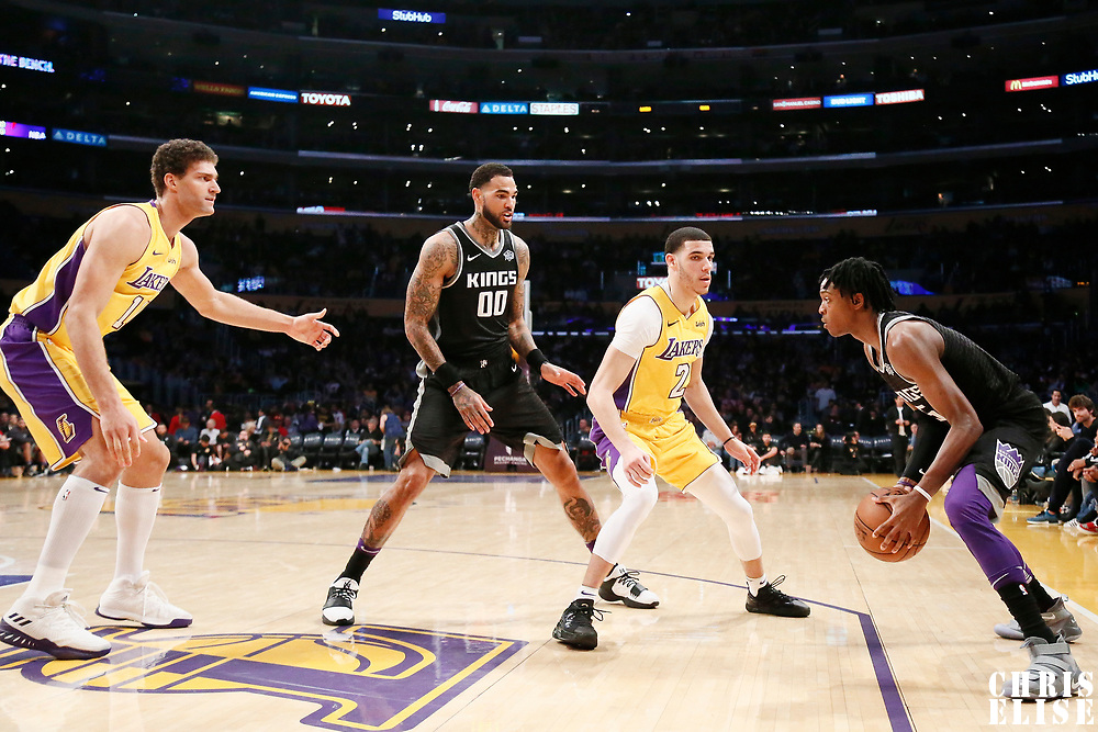 09 January 2018: Los Angeles Lakers guard Lonzo Ball (2) defends on Sacramento Kings guard De'Aaron Fox (5) next to Sacramento Kings center Willie Cauley-Stein (00) and Los Angeles Lakers center Brook Lopez (11) during the LA Lakers 99-86 victory over the Sacramento Kings, at the Staples Center, Los Angeles, California, USA.